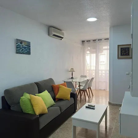 Apartment Homely Kim Torrevieja